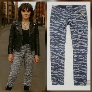LRG Kill Zone Camo Flat Front Pants Retro Grunge Goth Twilight Size 29 NEW NWT